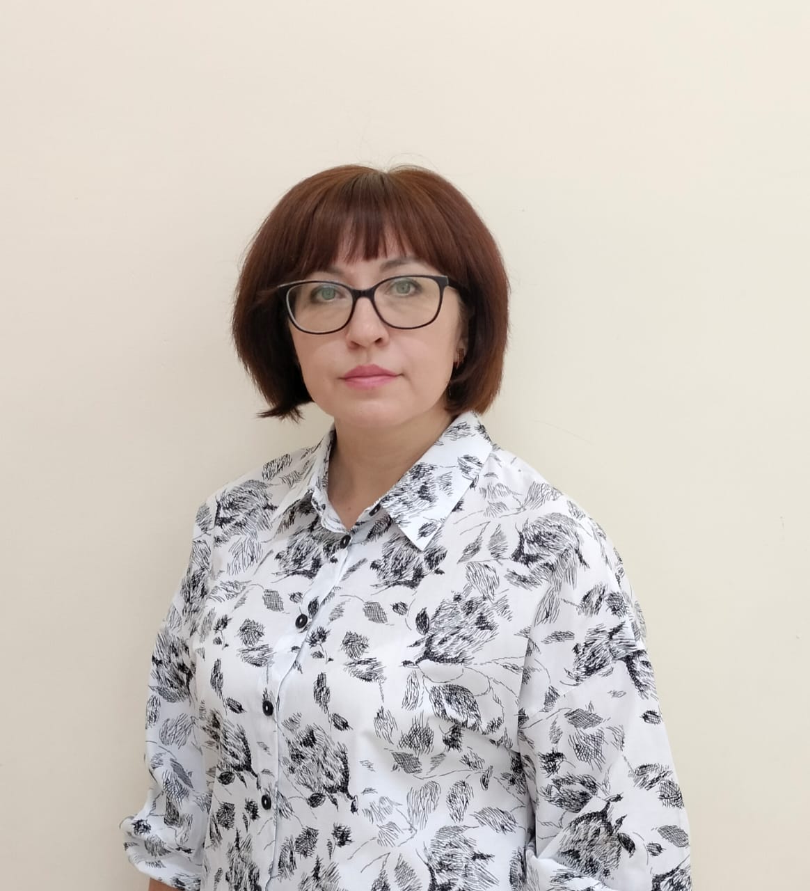 учитель-дефектолог Величко Надежда Николаевна.